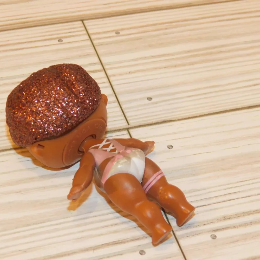 MGA Entertainment Li'l Outrageous Littles LOL Surprise Dolls *